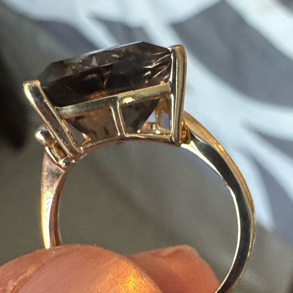 10K Rose Gold Ring - Picture 8 of 10